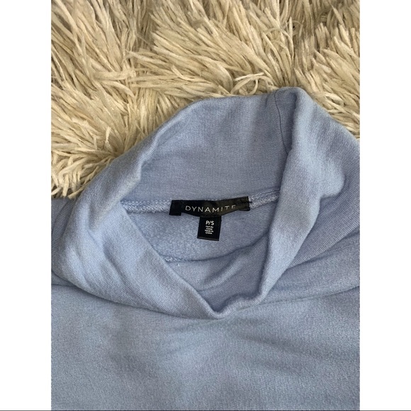 Dynamite mock neck puff sleeve sweater - Picture 4 of 5